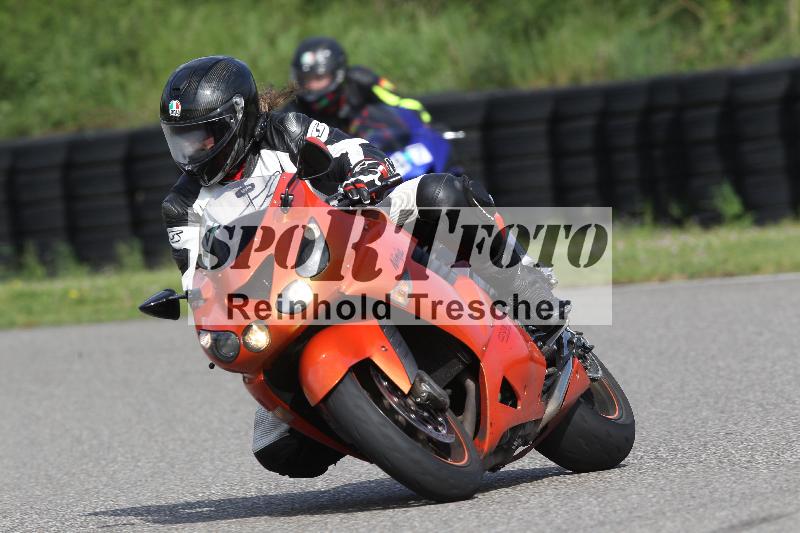 Archiv-2025/10 23.04.2025 Cornu Master School ADR/gruen-vert/14